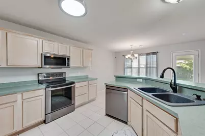 9700 Francesca Drive, Fort Worth, TX 76108 - Photo 11