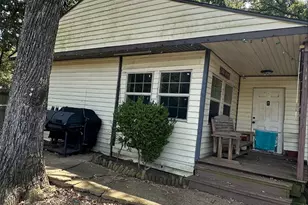 111 Thunderbird Dr, Mabank, TX 75156 - Photo 3