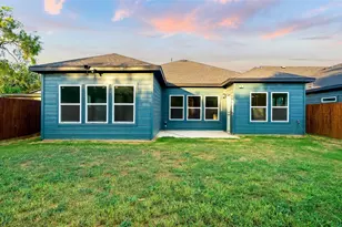 3008 Walker St, Fort Worth, TX 76105 - Photo 3