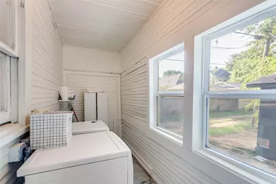 1409 W Allen Avenue, Fort Worth, TX 76110 - Photo 29