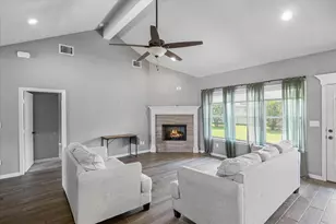 332 Kingdom Blvd, Lindale, TX 75771 - Photo 11