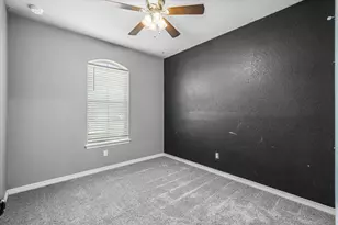 332 Kingdom Blvd, Lindale, TX 75771 - Photo 21