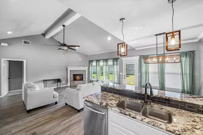 332 Kingdom Boulevard, Lindale, TX 75771 - Photo 17