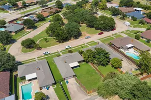 1712 Rosemeade Cir, Carrollton, TX 75007 - Photo 35