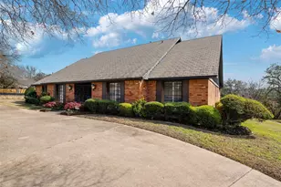 1421 Westover Ln, Westover Hills, TX 76107 - Photo 3