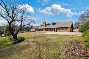 1421 Westover Ln, Westover Hills, TX 76107 - Photo 33