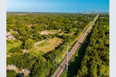 4614 Kolloch Drive, Dallas, TX 75216 - Photo 11