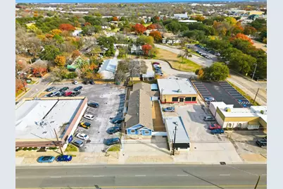 516 N Locust Street, Denton, TX 76201 - Photo 37