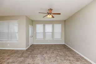 228 Kennedy Ct, Crowley, TX 76036 - Photo 15