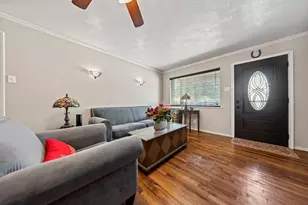 4024 Field St, Haltom City, TX 76117 - Photo 7