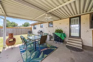 4024 Field St, Haltom City, TX 76117 - Photo 35