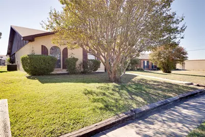 4704 Pemberton Lane, The Colony, TX 75056 - Photo 7