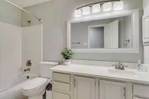 1717 Parkwood Dr, Grapevine, TX 76051 - Photo 17