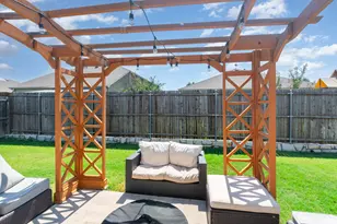 1509 Meadow Creek Dr, Princeton, TX 75407 - Photo 13