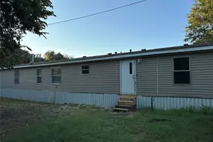 112 Pioneer Trail, Weatherford, TX 76087 - Photo 3