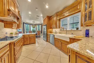 401 Canyon Creek Trail, Fort Worth, TX 76112 - Photo 19