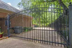 401 Canyon Creek Trail, Fort Worth, TX 76112 - Photo 29