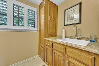 401 Canyon Creek Trail, Fort Worth, TX 76112 - Photo 23