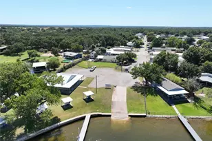 6631 Dayla Ct, Granbury, TX 76049 - Photo 25