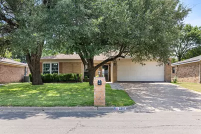 2207 Skylark Drive, Woodway, TX 76712 - Photo 1