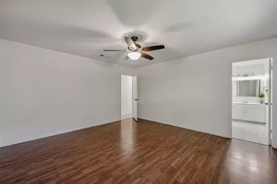 1138 Southwood Court, Lewisville, TX 75067 - Photo 17