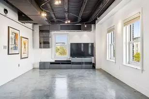 329 E Colorado Blvd, Dallas, TX 75203 - Photo 11