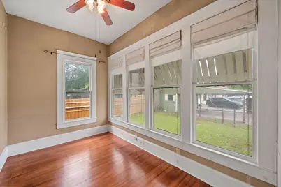 607 W Brown Street, Ennis, TX 75119 - Photo 17
