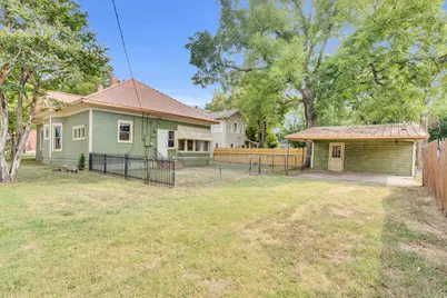 607 W Brown Street, Ennis, TX 75119 - Photo 35