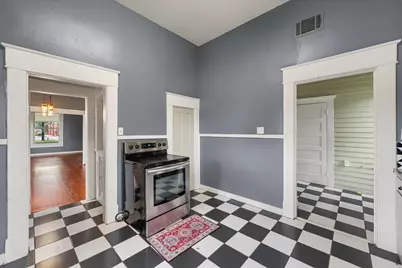 607 W Brown Street, Ennis, TX 75119 - Photo 11