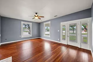 607 W Brown St, Ennis, TX 75119 - Photo 23