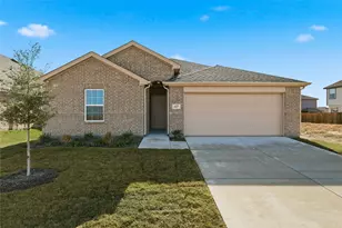127 John Laurens Dr, Venus, TX 76084 - Photo 1