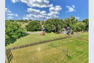 2275 W Moonlight Drive, Robinson, TX 76706 - Photo 33