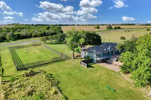 2275 W Moonlight Dr, Robinson, TX 76706 - Photo 37