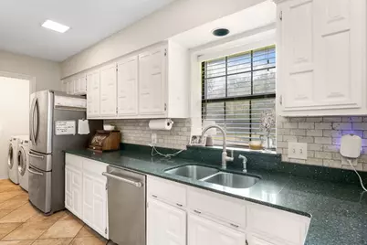 1001 Chasemore Drive, Mansfield, TX 76063 - Photo 17