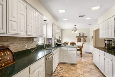 1001 Chasemore Drive, Mansfield, TX 76063 - Photo 15