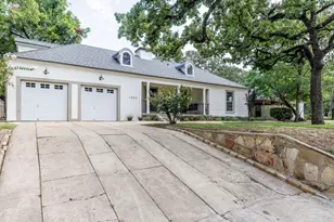 1804 Bluebonnet Dr, Fort Worth, TX 76111 - Photo 35