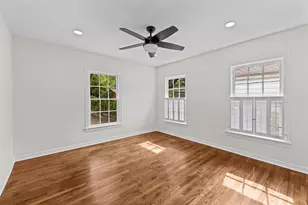 1804 Bluebonnet Dr, Fort Worth, TX 76111 - Photo 21