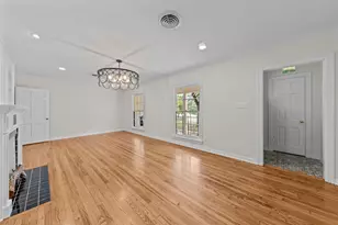 1804 Bluebonnet Dr, Fort Worth, TX 76111 - Photo 5