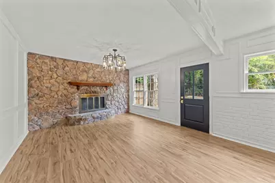 1804 Bluebonnet Drive, Fort Worth, TX 76111 - Photo 13