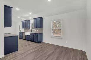 125 Sedona Crk Ct, Poolville, TX 76487 - Photo 11