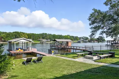 150 Red Bluff Loop, Mabank, TX 75156 - Photo 9