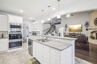 4611 Great Plains Way, Mansfield, TX 76063 - Photo 11