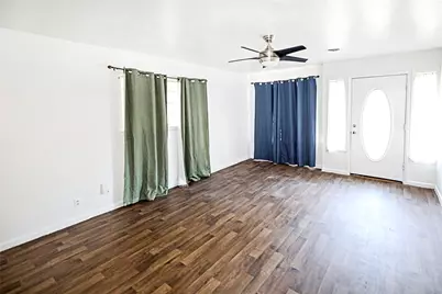 421 E Wilbarger Street, Bowie, TX 76230 - Photo 7