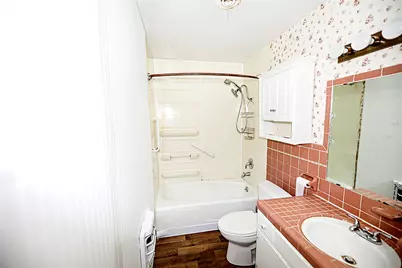 421 E Wilbarger Street, Bowie, TX 76230 - Photo 17