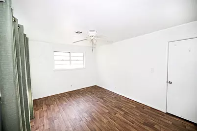 421 E Wilbarger Street, Bowie, TX 76230 - Photo 21