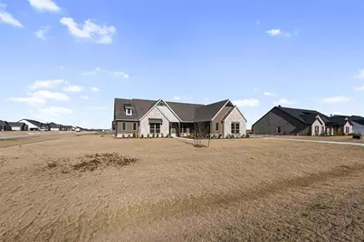 12116 Crystal Drive, Krum, TX 76249 - Photo 5