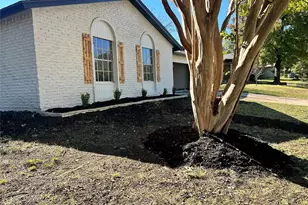 1414 Dove Dr, Garland, TX 75040 - Photo 5