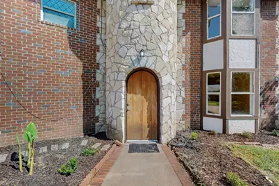 1201 Marlborough Drive, Fort Worth, TX 76134 - Photo 5