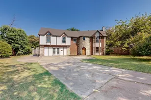 1201 Marlborough Dr, Fort Worth, TX 76134 - Photo 1