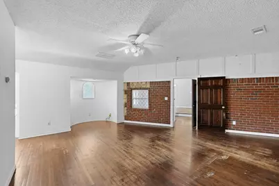 1201 Marlborough Drive, Fort Worth, TX 76134 - Photo 19